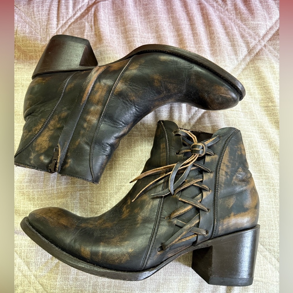 Cortana Brown Leather Ankle Boots
